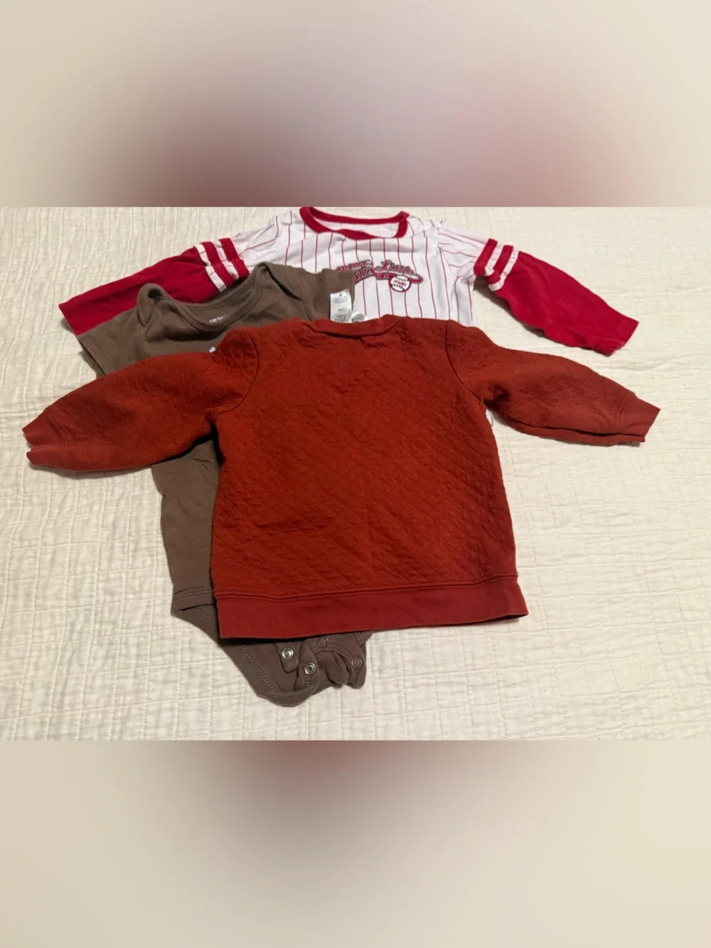 Lot of 6 piece baby clothes 12 months various brands in good condition